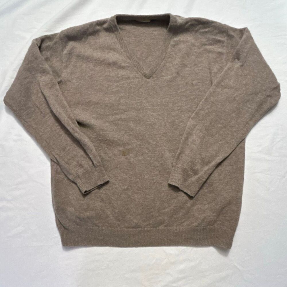 Woolovers | V Neck Wool Sweater | Camel | Men’s Size L